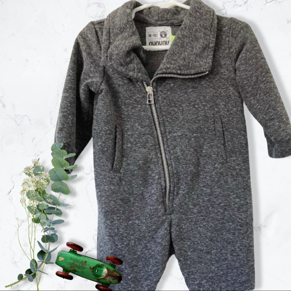 Nununu | EUC zip-up warm romper size 6-12m
